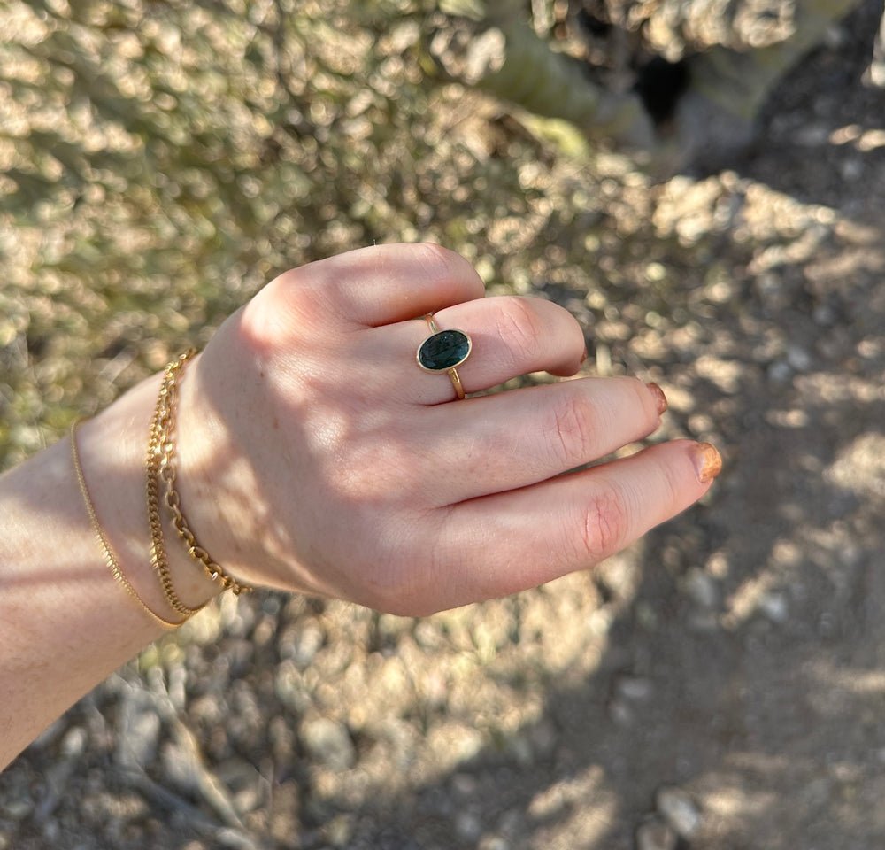 14K Gold Oval Emerald Ring