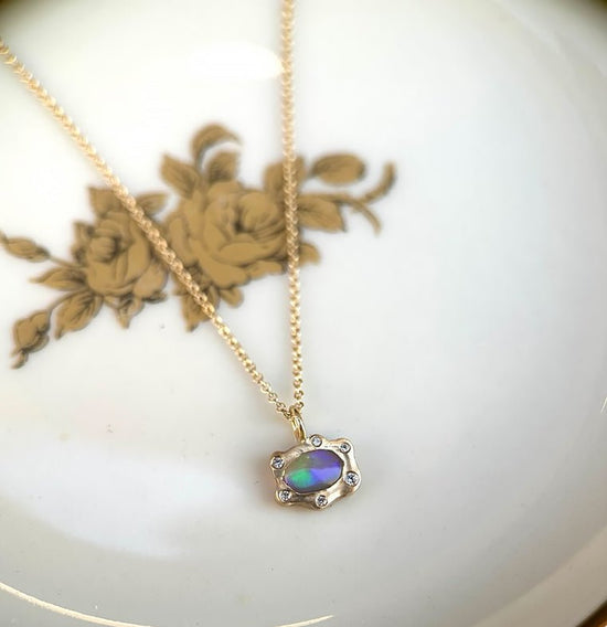 Petite Baleine 18k Opal Rebel Bit Necklace