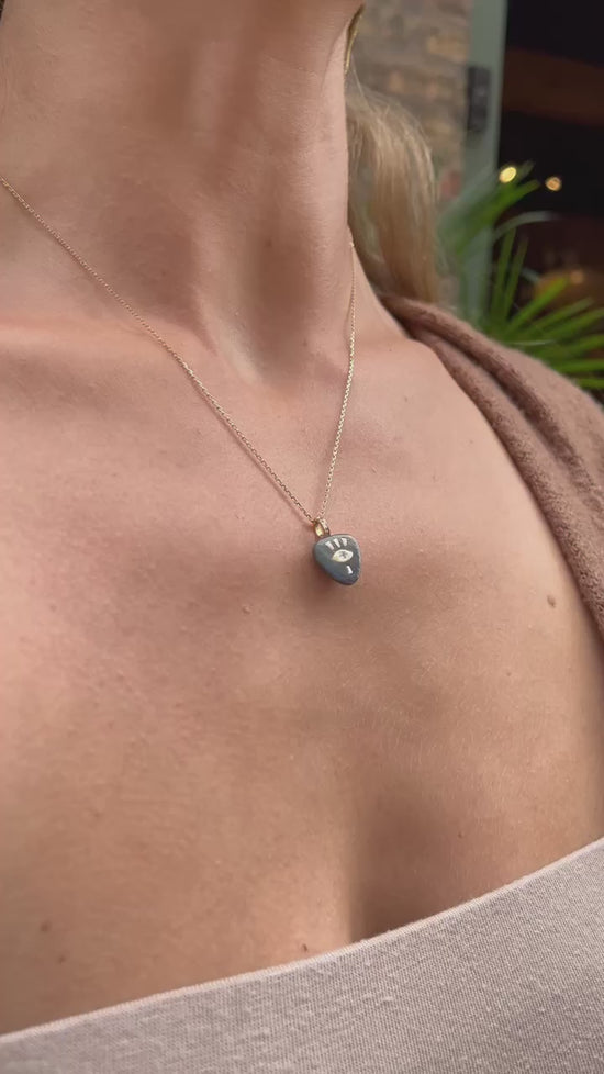 Load and play video in Gallery viewer, Celine Daoust 14k Labradorite Diamond Eye Necklace
